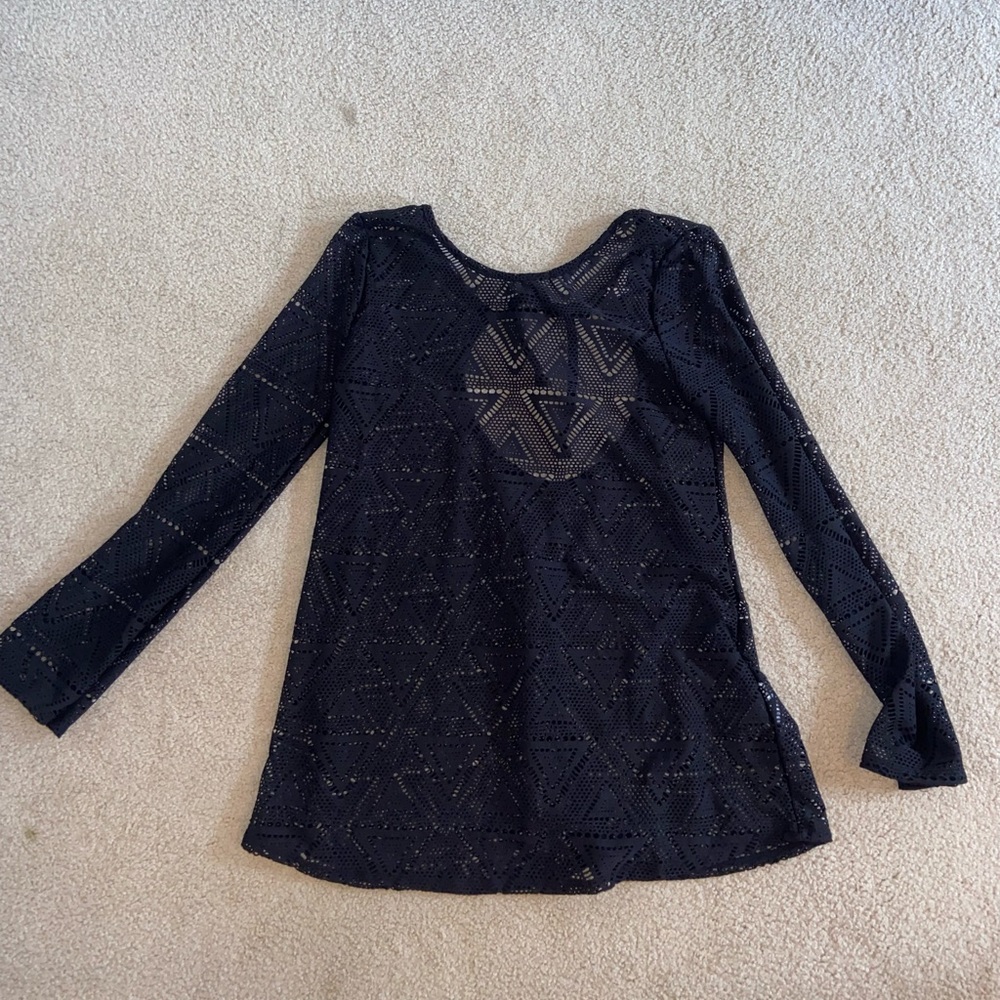 Elegant Lace Coverup SIZE MEDIUM